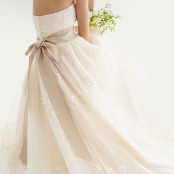 Maggie Sottero Dresses & Skirts - Maggie Sottero Wedding Gown Princess Ball Gown Size 2 Lace and Button Back Small